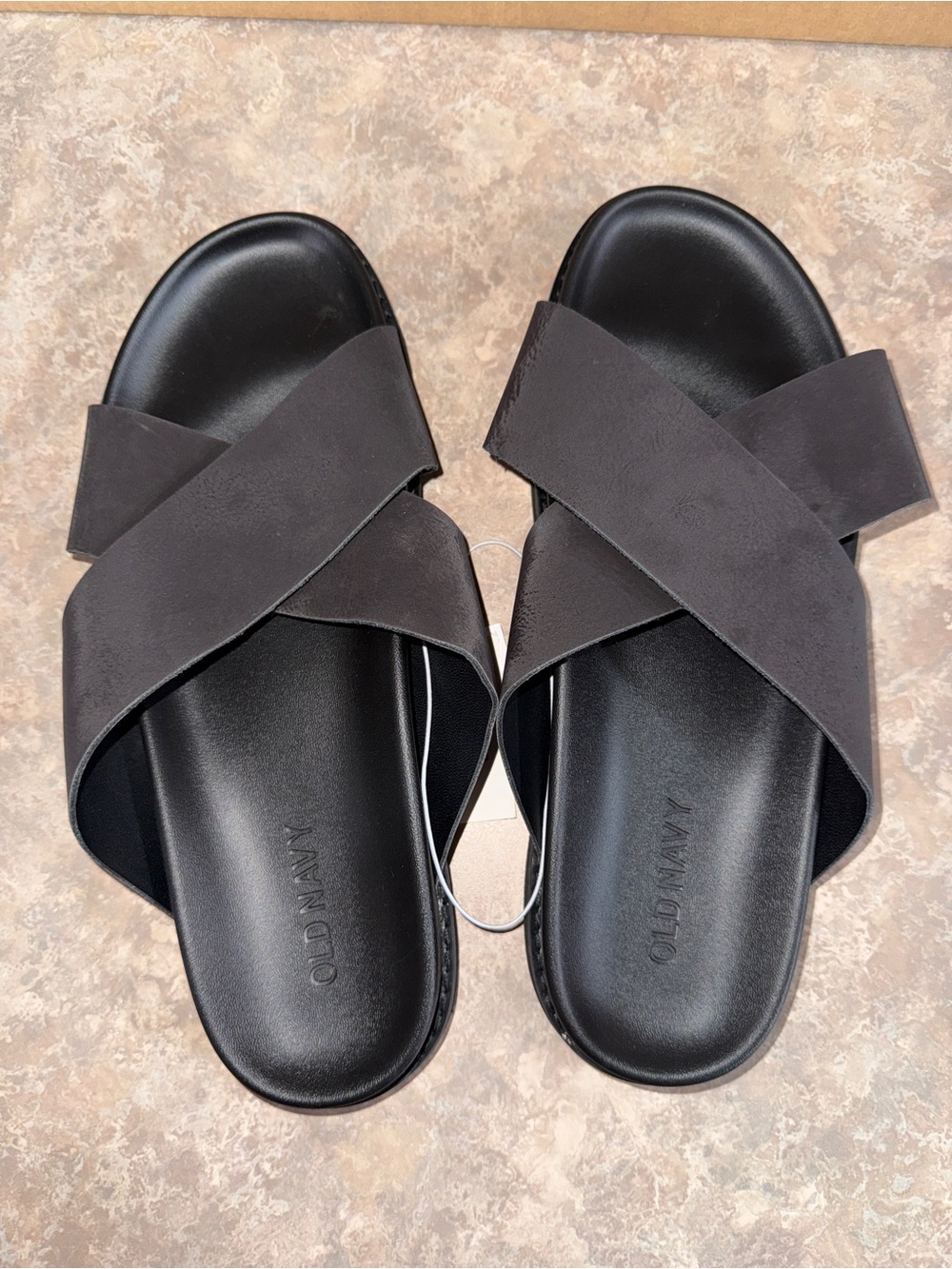 Old Navy Men’s Black Crisscross Slide Sandals
